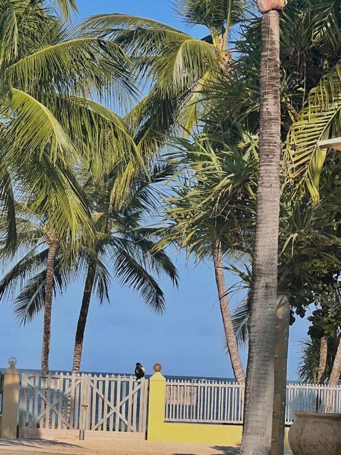 לינה וארוחת בוקר Kinondo Zumzum Beach House מראה חיצוני תמונה