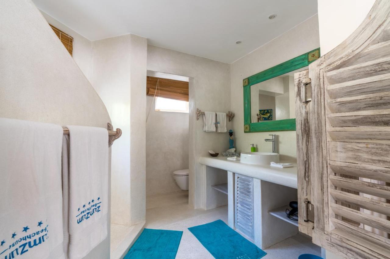 לינה וארוחת בוקר Kinondo Zumzum Beach House מראה חיצוני תמונה